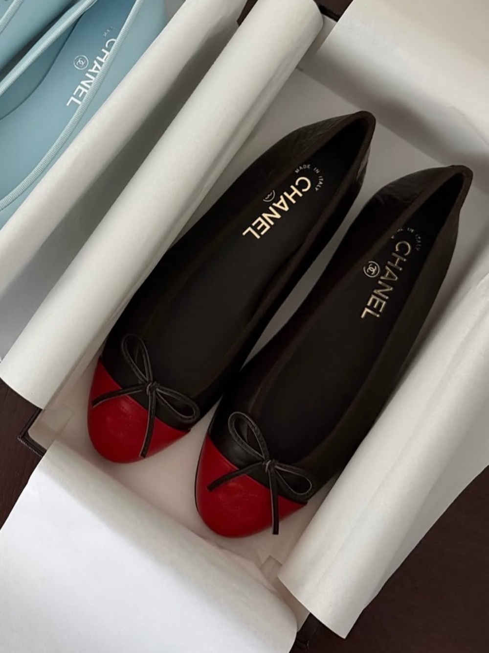 Chanel 26S Dark Brown & Red Flats | Size 38.5, 39